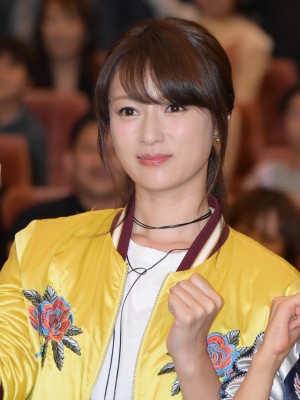 ドラマ『下剋上受験』試写イベントに出席した深田恭子