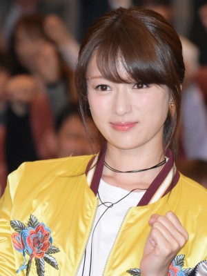 ドラマ『下剋上受験』試写イベントに出席した深田恭子