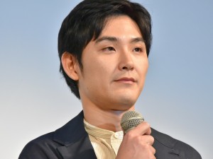 ドラマ『カルテット』の完成披露試写会に出席した松田龍平