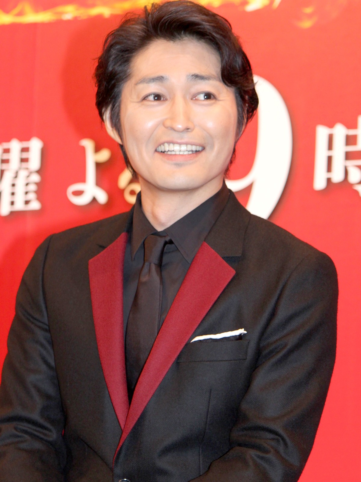 草なぎ剛、SMAP解散後初の公の場に登場　「新しい気持ちで」2017年の抱負語る