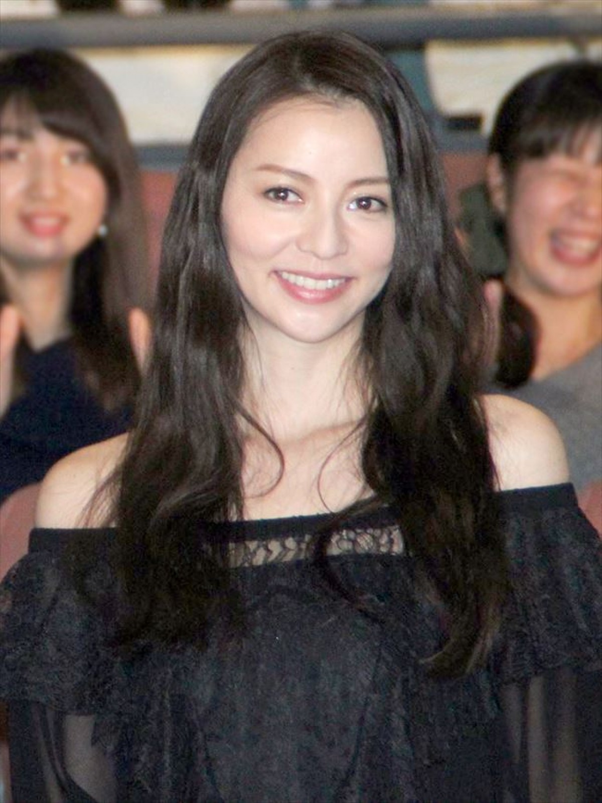 『嫌われる勇気』完成披露試写会&舞台挨拶に出席した、香里奈