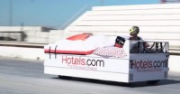 時速135kmで君は眠れるか？世界最速の移動式ベッド