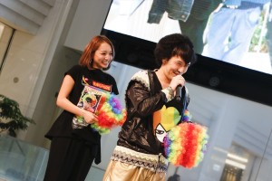 「M！LK」結成2周年記念ファンミーティング「牛乳スーパー会議」の様子