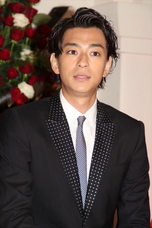 『奪い愛、冬』制作発表記者会見に出席した、三浦翔平