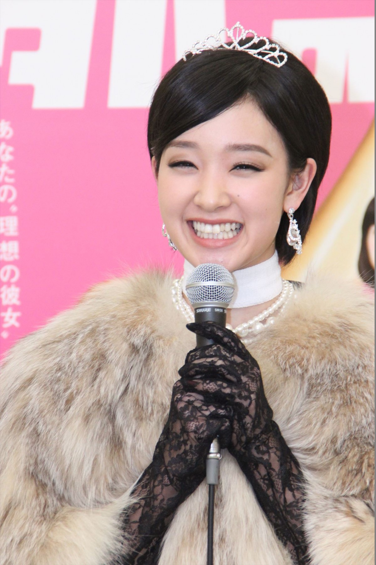 剛力彩芽、一番しっくりきたコスプレは“スケバン”　太賀はロングヘアに「グッときた」