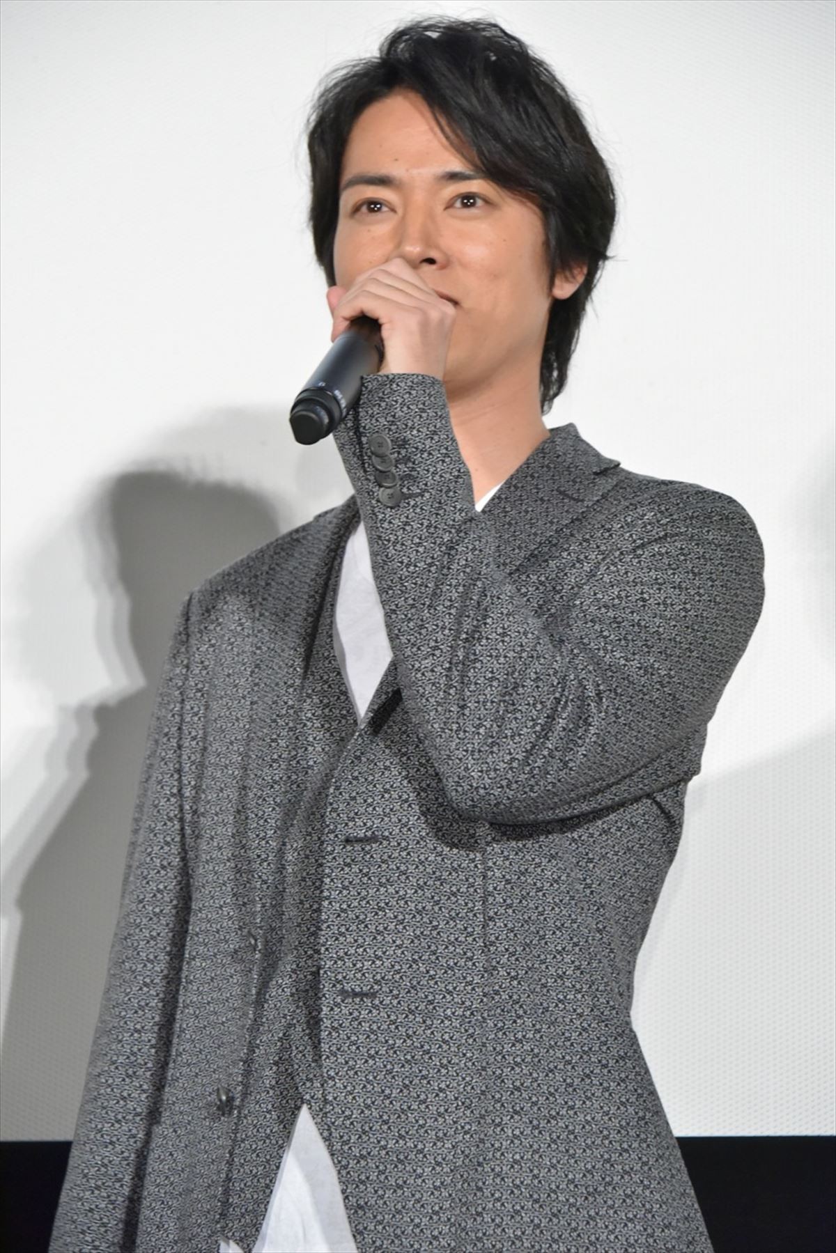 『彼らが本気で編むときは、』の編みポスターお披露目イベント&完成披露舞台挨拶に出席した、桐谷健太