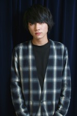 5人組ボーカルダンスユニットM!LKのメンバーであり、俳優としても活躍する板垣瑞生