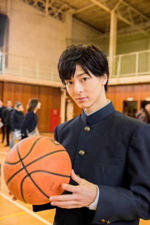 高杉真宙、ブルボン『ズルイよ、甘杉くん！』で話題のムズキュン男子を熱演