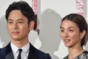 『愚行録』のジャパンプレミアに出席した、満島ひかり、妻夫木聡