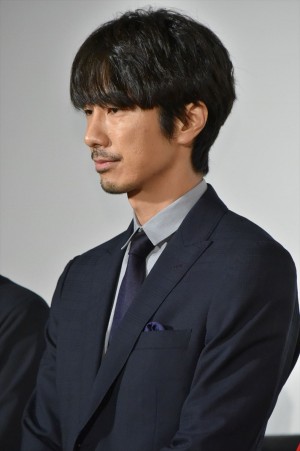 『愚行録』のジャパンプレミアに出席した、眞島秀和