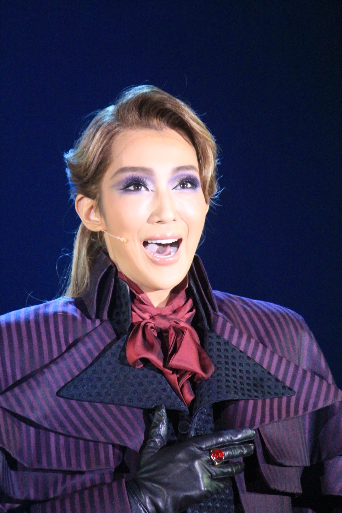 星組新トップ・紅ゆずる「しゃべらなければ利口に見える」と苦笑　その二面性も役柄に
