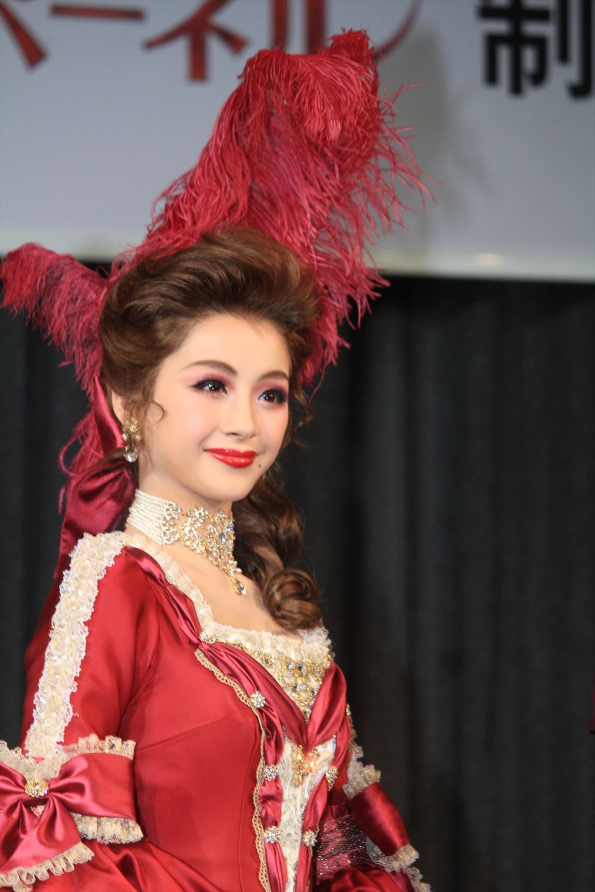 星組新トップ・紅ゆずる「しゃべらなければ利口に見える」と苦笑　その二面性も役柄に