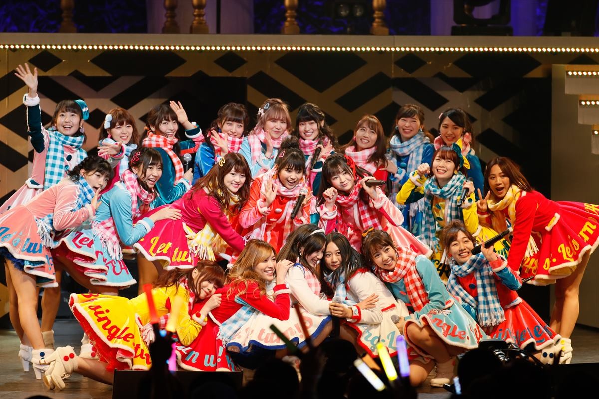 AKB48小嶋陽菜、小嶋真子＆小嶋菜月と“可愛いすぎる”3姉妹ショット披露