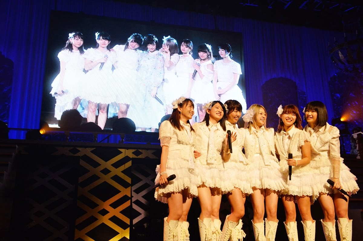 AKB48小嶋陽菜、小嶋真子＆小嶋菜月と“可愛いすぎる”3姉妹ショット披露