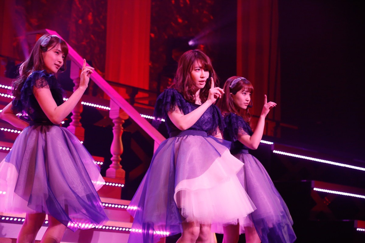 AKB48小嶋陽菜、小嶋真子＆小嶋菜月と“可愛いすぎる”3姉妹ショット披露