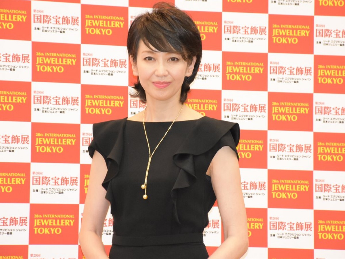 石田ゆり子、“ジュエリーが似合う人”2度目の受賞　22年前は「全く覚えていません」