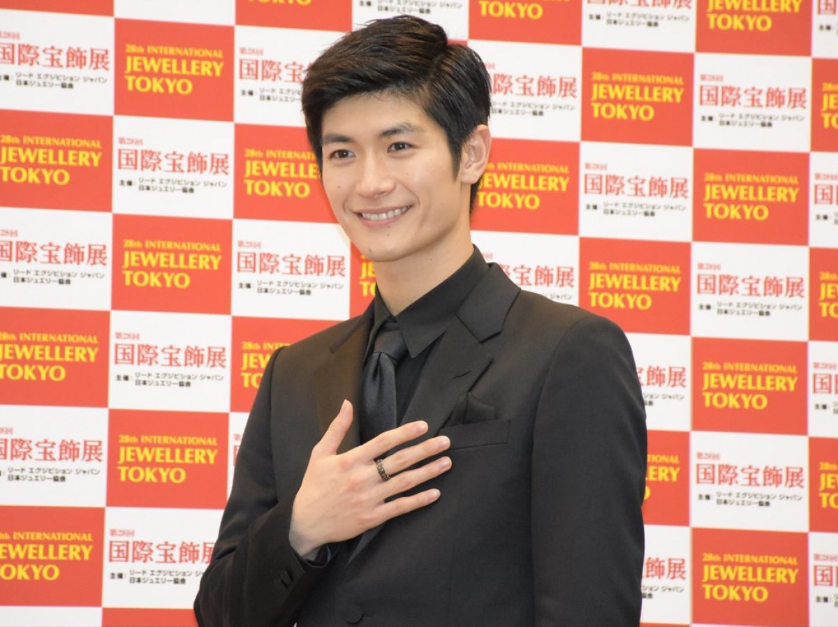 石田ゆり子、“ジュエリーが似合う人”2度目の受賞　22年前は「全く覚えていません」