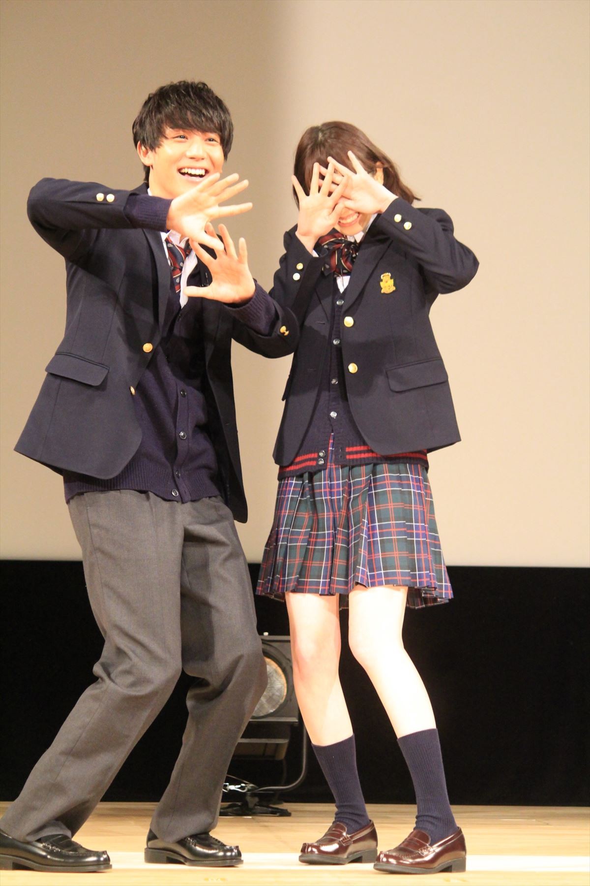中川大志、葉山奨之と男同士のキス!?「本番より緊張、変な汗かいた」
