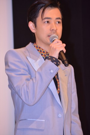 映画『キセキ －あの日のソビト－』初日舞台挨拶に出席した成田凌