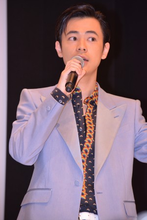 映画『キセキ －あの日のソビト－』初日舞台挨拶に出席した成田凌