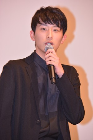 映画『キセキ －あの日のソビト－』初日舞台挨拶に出席した杉野遥亮