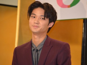 磯村勇斗、『ひよっこ』出演者発表会にて