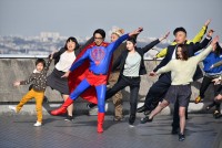 エンディングのダンスが話題の『スーパーサラリーマン左江内氏』