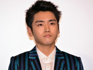 『君と100回目の恋』初日舞台挨拶に登壇した泉澤祐希