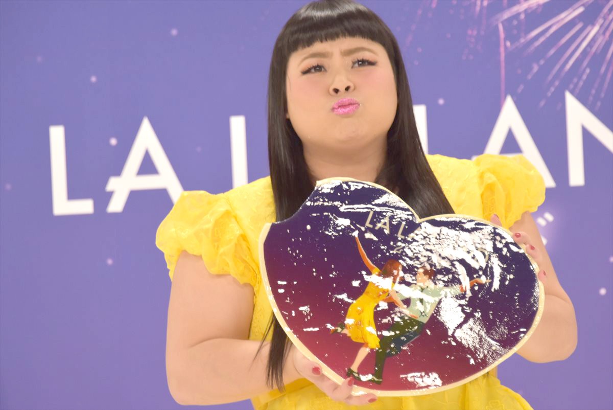渡辺直美、“ラ・ラ・ダンス”披露で振付師を誘惑!? 　特注ドレスで華麗に踊る