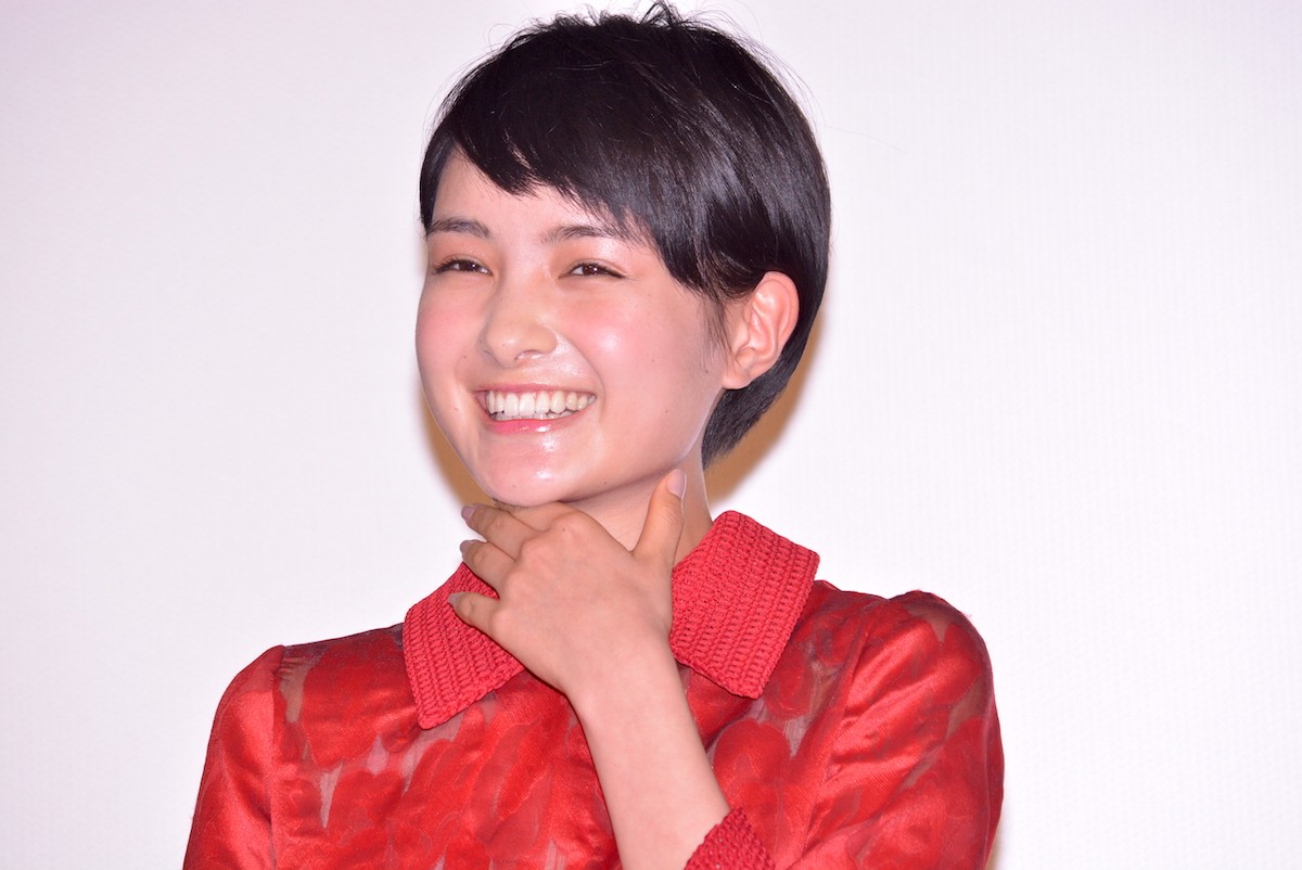 深津絵里、『サバイバルファミリー』で“夫”の小日向文世に「大好きです！」