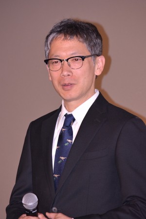 映画『サバイバルファミリー』初日舞台挨拶に登壇した矢口史靖監督