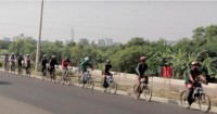 世界一長い動く自転車の列を作ってギネス記録更新！バングラデシュ