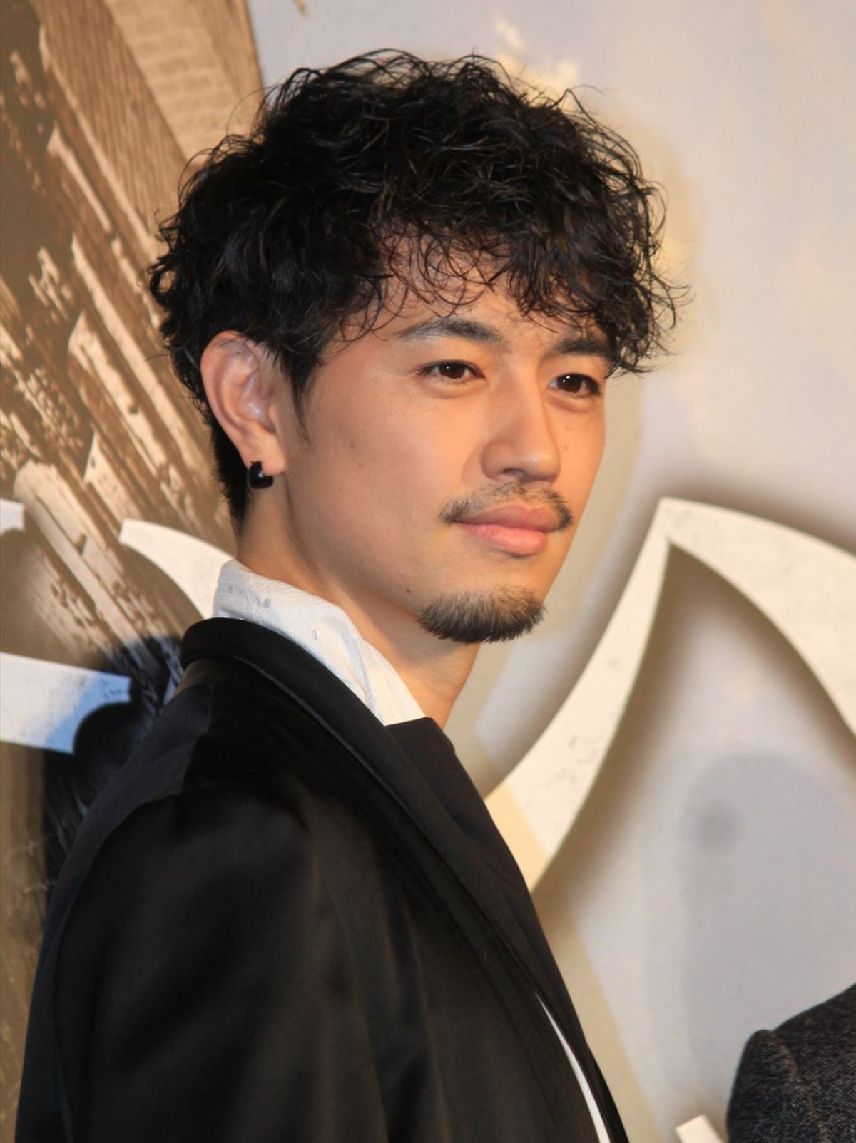 斎藤工、M・ファスベンダーにメロメロ「魅力のミルフィーユ」笑顔に悩殺される