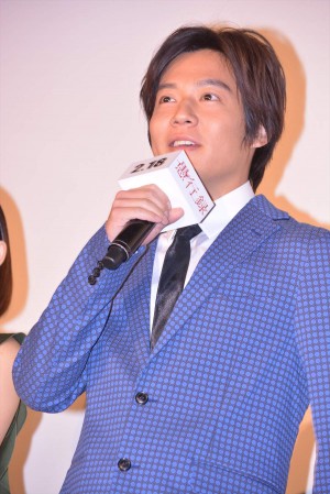 小出恵介、『愚行録』初日舞台挨拶に出席