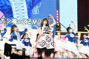 小嶋陽菜卒業ライブ「こじまつり」前夜祭の模様