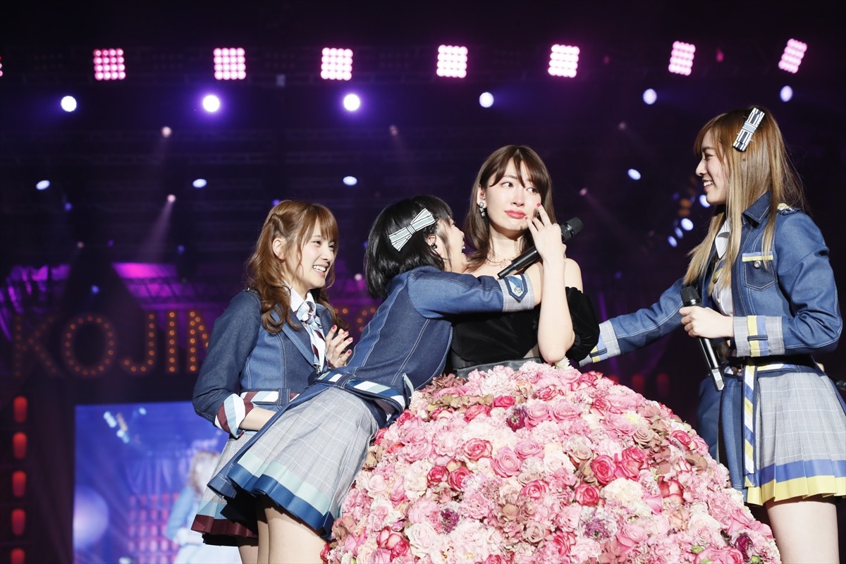 小嶋陽菜卒業ライブ「こじまつり」前夜祭　高橋愛参加でモー娘。楽曲を披露