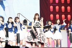小嶋陽菜卒業ライブ「こじまつり」前夜祭の模様