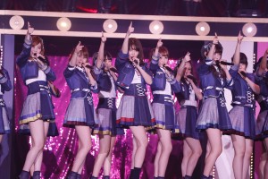 小嶋陽菜卒業ライブ「こじまつり」前夜祭の模様