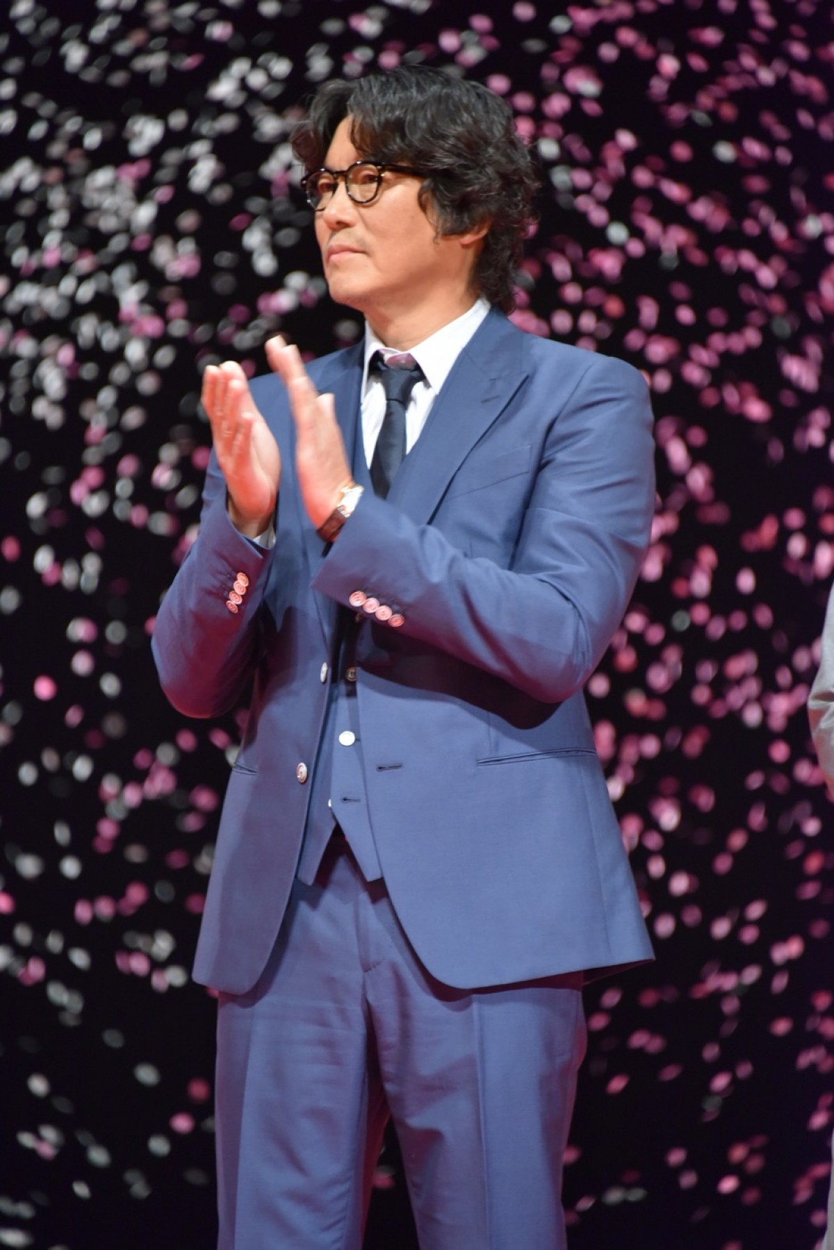 神木隆之介、『3月のライオン』対局中に甘い物忍ばす　共演者にバラされ照れる