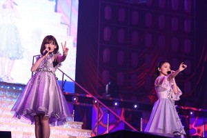 小嶋陽菜卒業ライブ「こじまつり～小嶋陽菜感謝祭～」の様子