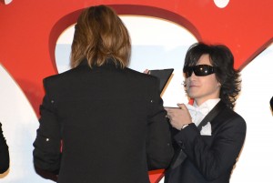 X JAPAN、映画『WE ARE X』完成披露ジャパンプレミア舞台挨拶に登場