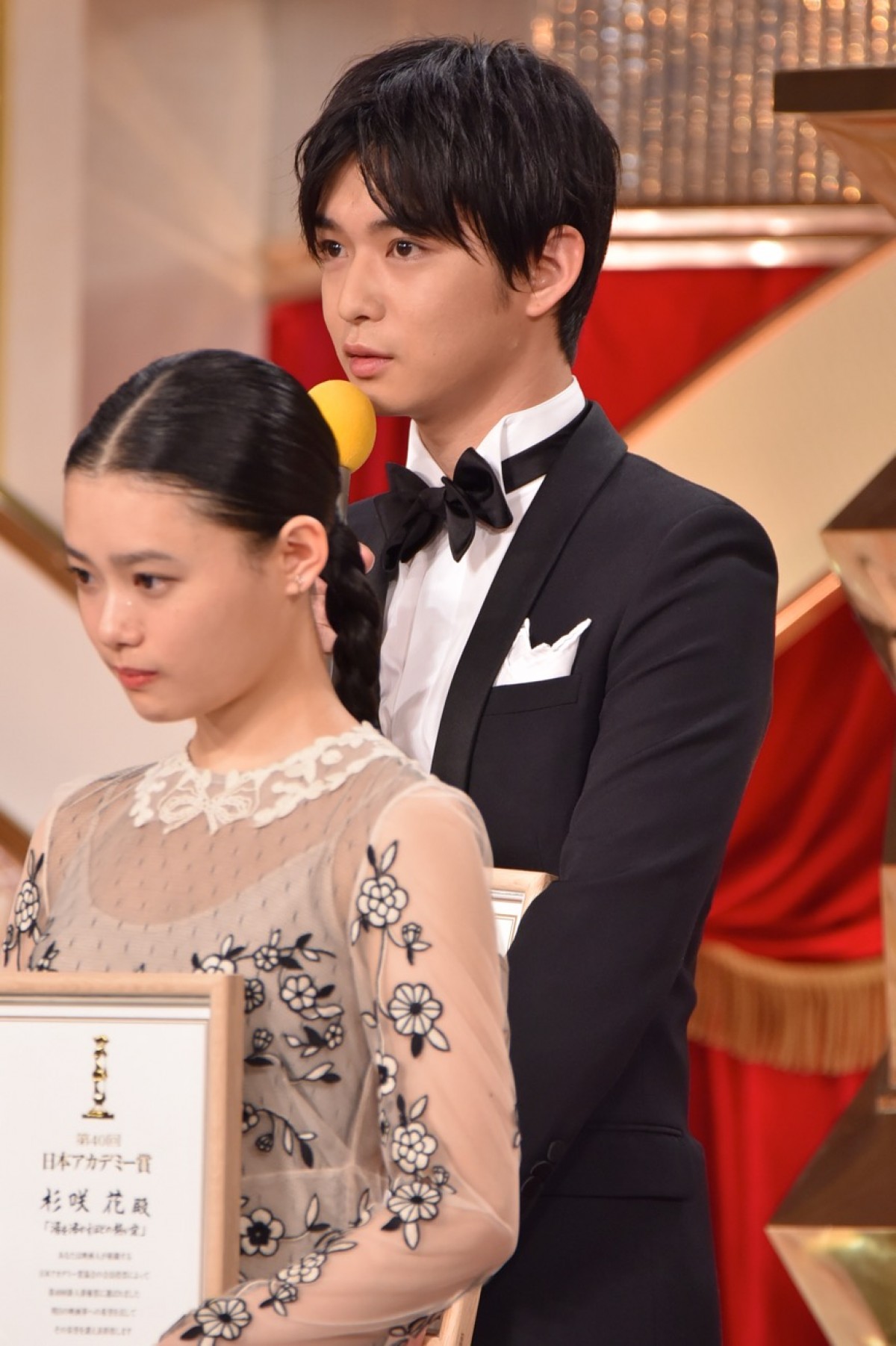 真剣佑、黒髪ショートヘアに大反響！「かっこよすぎた」「男臭くなった」