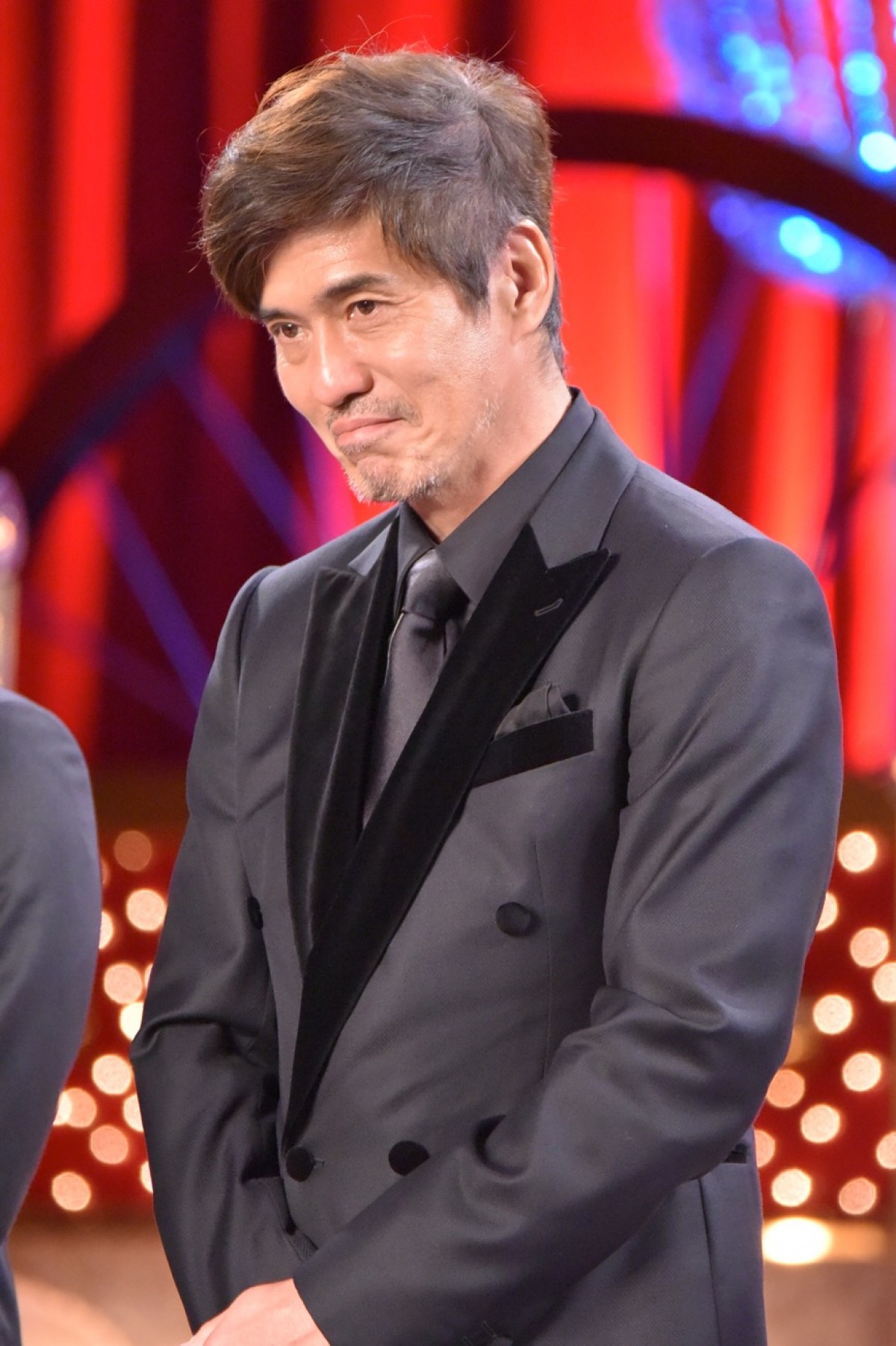 ＜日本アカデミー賞＞佐藤浩市、最優秀主演男優賞受賞　親子代々の“新人賞”を問われ苦笑い？