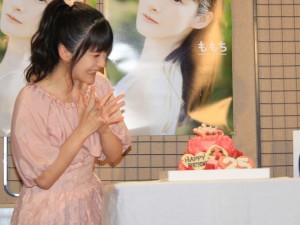  ラスト写真集『ももち』発売会見を行った嗣永桃子