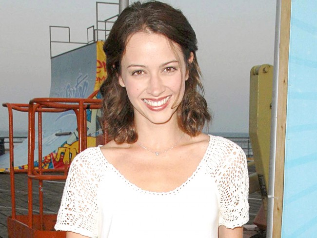 エイミー・アッカー、Amy Acker