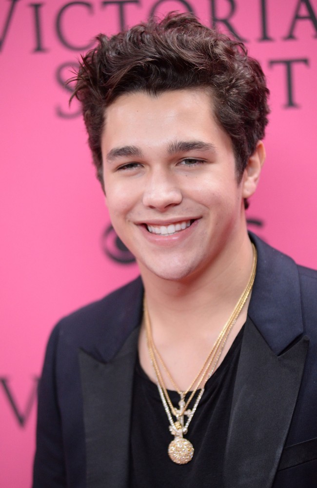 オースティン・マホーン、Austin Mahone