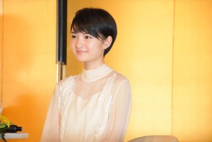 平成29年度後期連続テレビ小説『わろてんか』ヒロイン発表に出席した、葵わかな