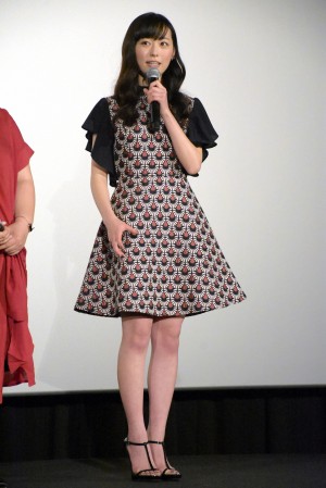 福原遥、『チア☆ダン』初日舞台挨拶に出席