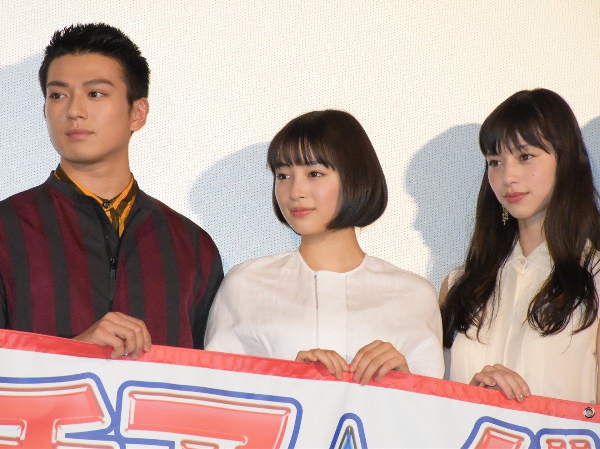 高校卒業の広瀬すず「スタートラインに立った感覚」　同世代へ向けエール