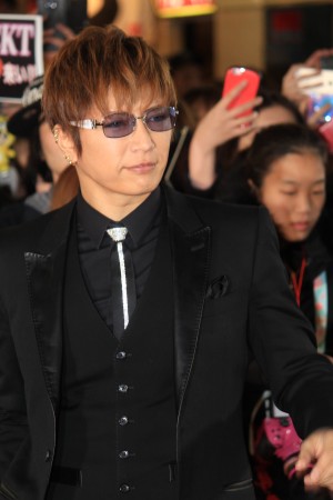 映画『キングコング：髑髏島の巨神』ジャパンプレミアに登場したGACKT